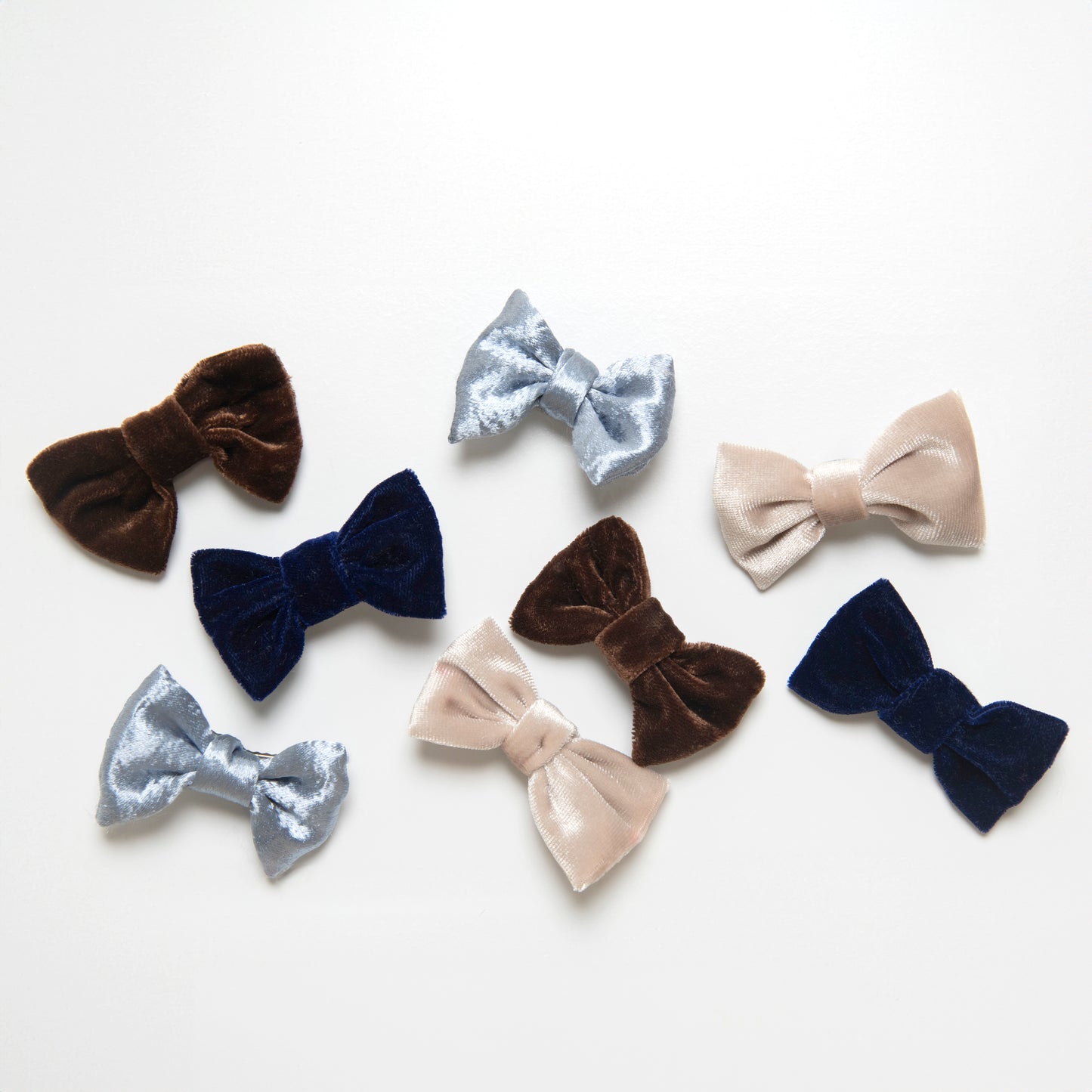 Tiny mini bows